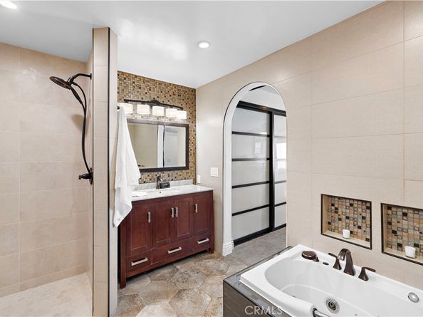 909 Coast Boulevard 8, La Jolla CA 92037
