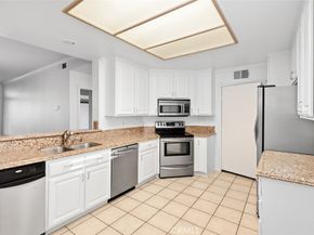 320 Villa Point, Newport Beach CA 92660