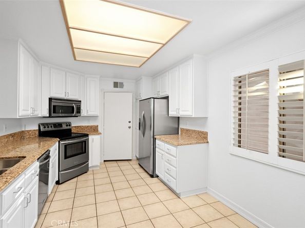 320 Villa Point, Newport Beach CA 92660