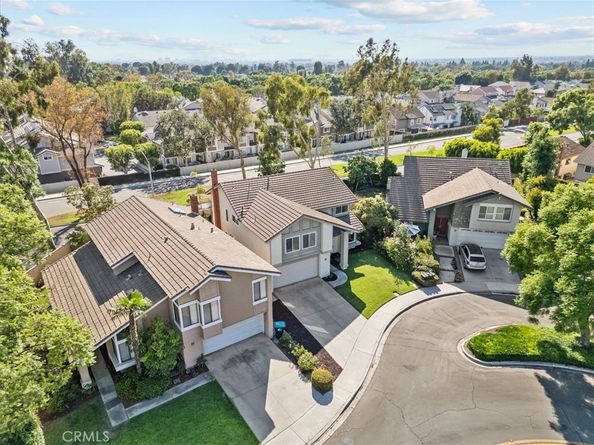3 Christamon W, Irvine CA 92620