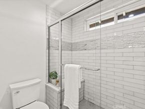 3 Christamon W, Irvine CA 92620