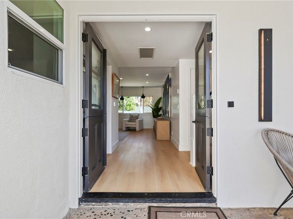2316 La Linda Place, Newport Beach CA 92660