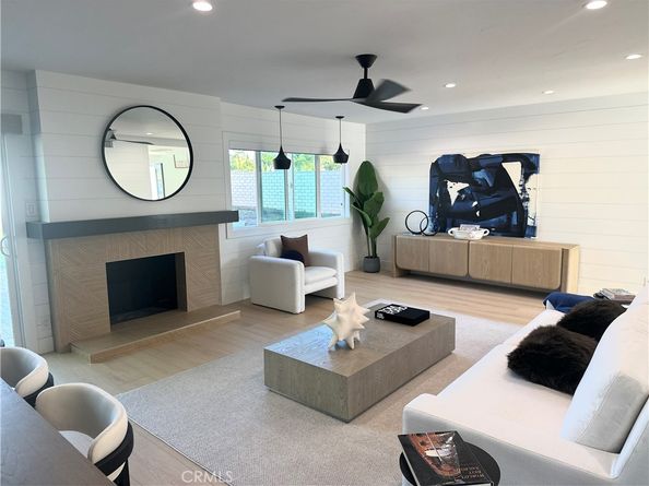 2316 La Linda Place, Newport Beach CA 92660