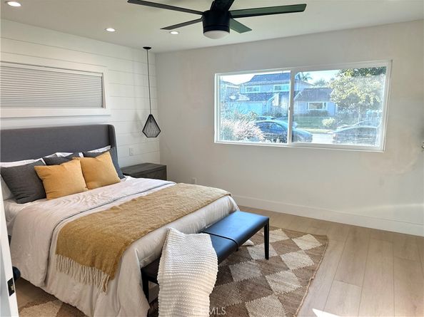 2316 La Linda Place, Newport Beach CA 92660
