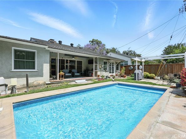 7604 Forest Avenue, Whittier CA 90602