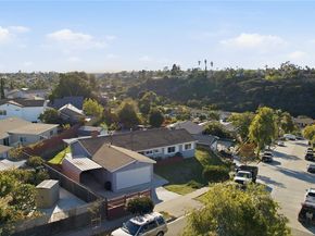 4975 Loris, San Diego CA 92105