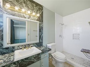 4975 Loris, San Diego CA 92105