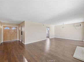 4975 Loris, San Diego CA 92105