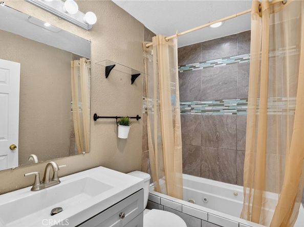 806 W Spruce Street, Compton CA 90220