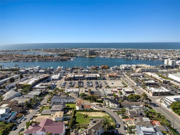 230 Ocean View Avenue, Newport Beach CA 92663