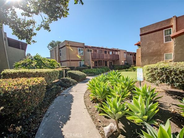 1030 W Macarthur 23, Santa Ana CA 92707