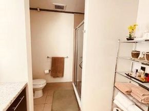 1111 S Grand 1015, Los Angeles CA 90015