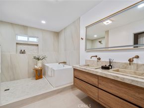 12852 Fairhaven, Santa Ana CA 92705