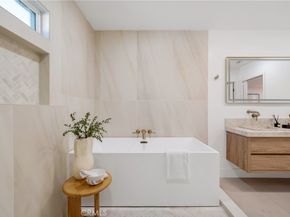 12852 Fairhaven, Santa Ana CA 92705