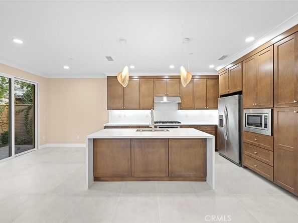 143 Rodeo, Irvine CA 92602