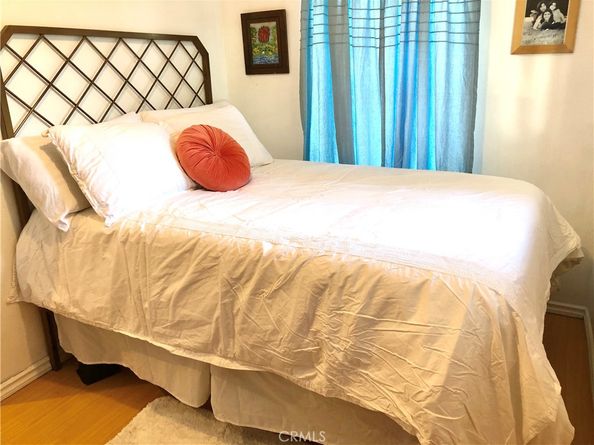 1860 N Summit Avenue, Pasadena CA 91103