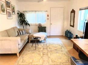 1860 N Summit Avenue, Pasadena CA 91103