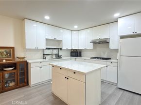 111 Poinsettia, Monrovia CA 91016