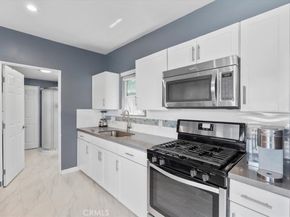 2116 S Cloverdale, Los Angeles CA 90016