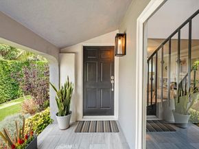 2116 S Cloverdale, Los Angeles CA 90016