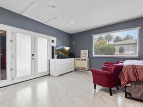 2116 S Cloverdale, Los Angeles CA 90016