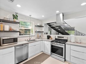 2116 S Cloverdale, Los Angeles CA 90016