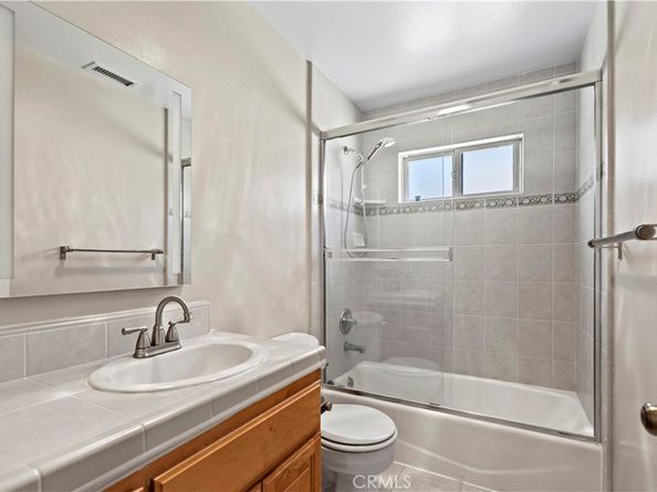 3919 W 242nd Street A, Torrance CA 90505