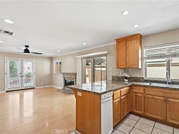 3919 W 242nd Street A, Torrance CA 90505