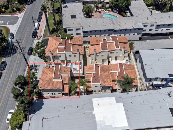 3919 W 242nd Street A, Torrance CA 90505