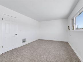 165 E Eldridge Street, Long Beach CA 90807