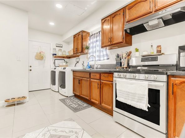 764 W 107th Street, Los Angeles CA 90044