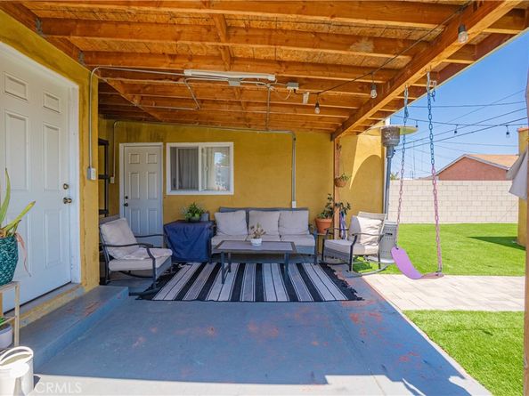 764 W 107th Street, Los Angeles CA 90044