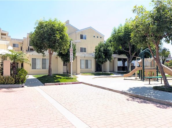 6382 Gage Avenue 329, Bell Gardens CA 90201