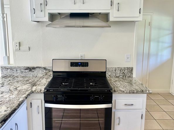 684 E Lee Place, Azusa CA 91702