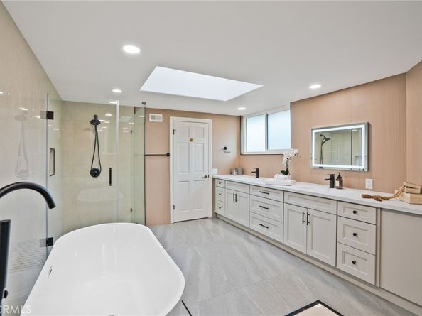 1136 Columbia, Arcadia CA 91007