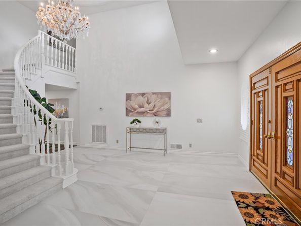 1136 Columbia, Arcadia CA 91007