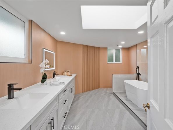 1136 Columbia, Arcadia CA 91007