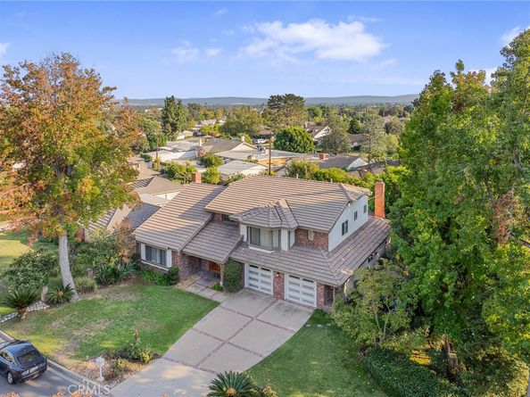 1136 Columbia, Arcadia CA 91007