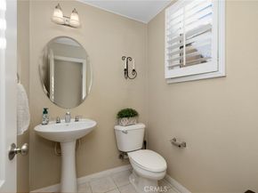 653 E Gardenia Drive, Azusa CA 91702