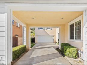 653 E Gardenia Drive, Azusa CA 91702