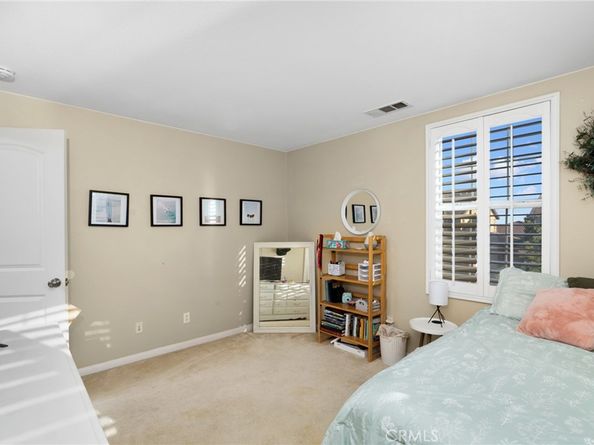 653 E Gardenia Drive, Azusa CA 91702