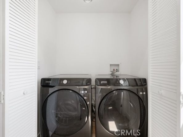 2672 Newell, Los Angeles CA 90039