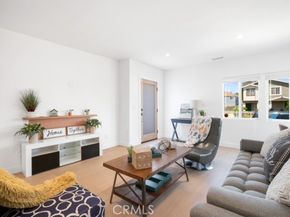 2672 Newell, Los Angeles CA 90039