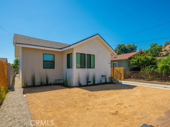 2672 Newell, Los Angeles CA 90039