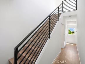 2672 Newell, Los Angeles CA 90039