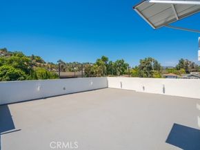 2672 Newell, Los Angeles CA 90039
