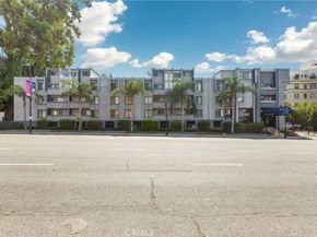 1940 N Highland Avenue 3, Los Angeles CA 90068