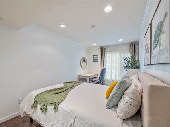 1940 N Highland Avenue 3, Los Angeles CA 90068