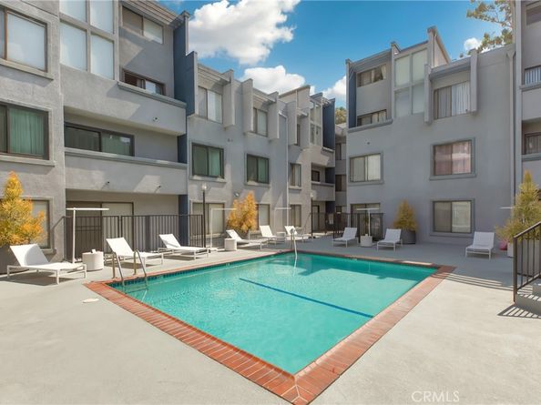 1940 N Highland Avenue 3, Los Angeles CA 90068