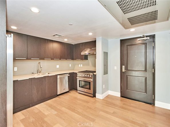 2939 Leeward Avenue #512, Los Angeles CA 90005